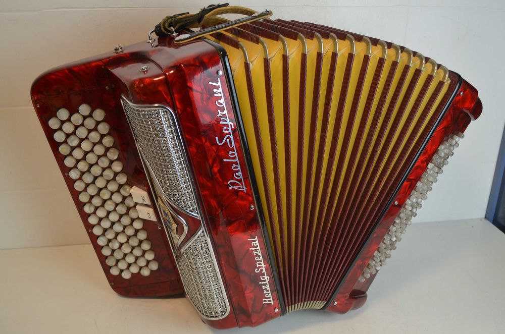 Acordeao Paolo Soprani Especial 2 voz.N P