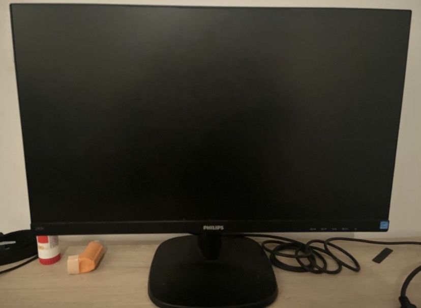 Monitor Philips IPS 24"