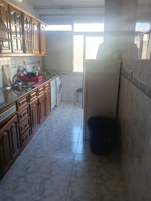 Quarto para arrendar em Cova da Piedade- Almada