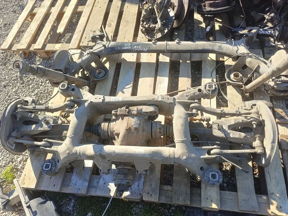 BMW E60 E61 LIFT ZACISK HAMULCOWY TYŁ LEWY PRAWY
