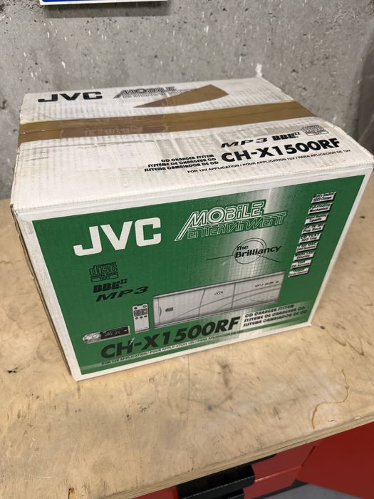 Zmieniarka samochodowa JVC Mp3