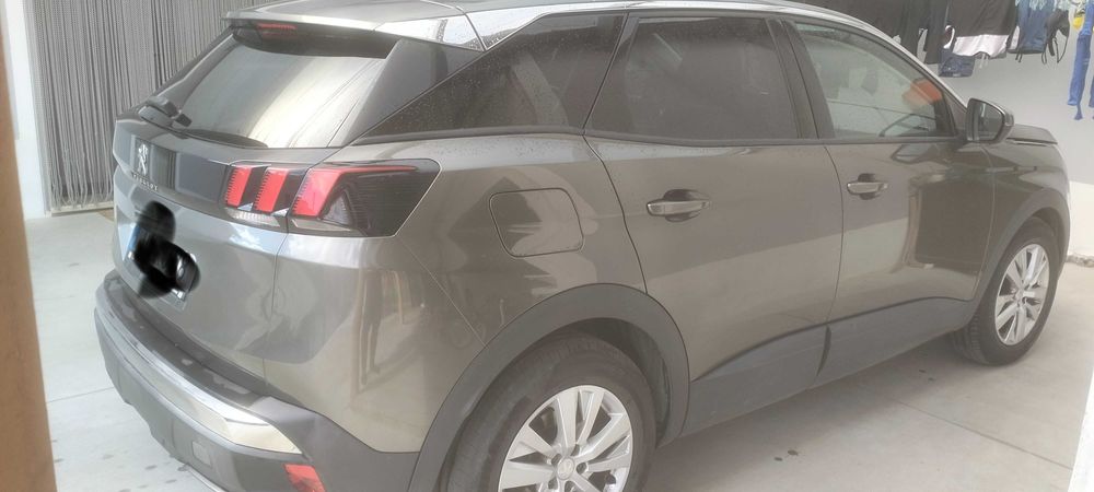 Peugeot 3008 - 1.5 BlueHDi - 130cv - 2019
