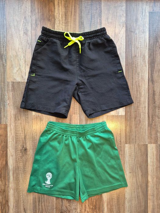 2 pary sportowych spodenek - r. 122/128 ( 7-8 lat)
