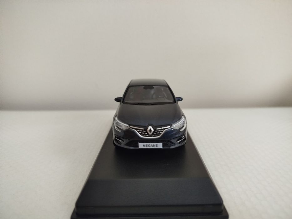 Miniatura Renault Mégane 1/43 Nova