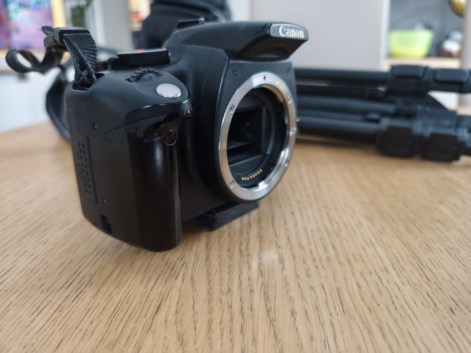 Aparat Canon EOS350D