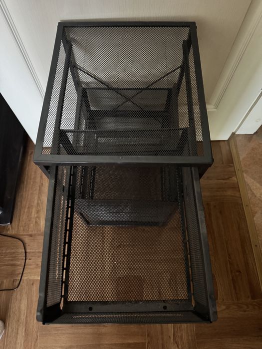 Тумбочка манікюрна