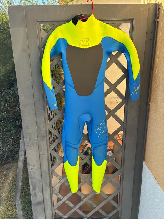 Fato Surf Billabong 4’3