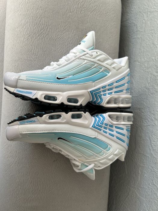 Nike Air Max Plus 3 w kultowej wersji kolorystycznej Laser Blue rozmiar 39