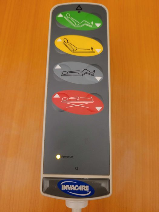 Cama articulada eléctrica Invacare