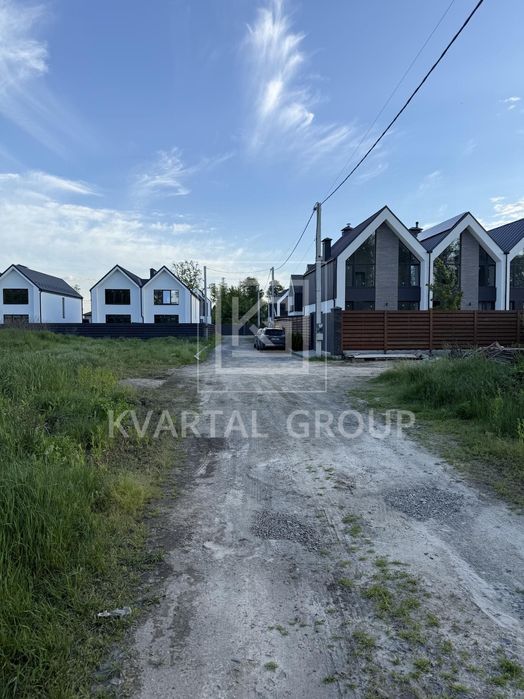 Без комісії. Ділянка під забудову в Ірпені, КМ Loft City