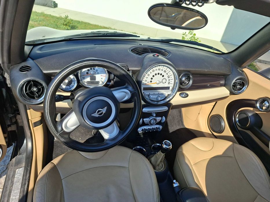 mini cabriolet com pele