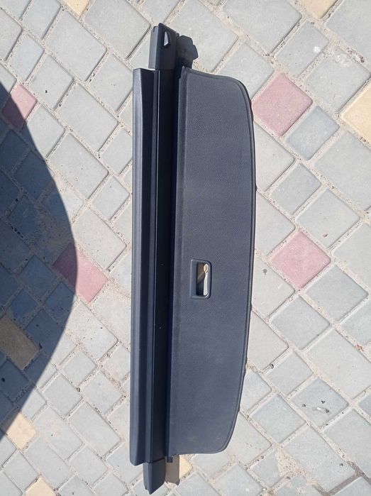 Задня штора багажника Volkswagen