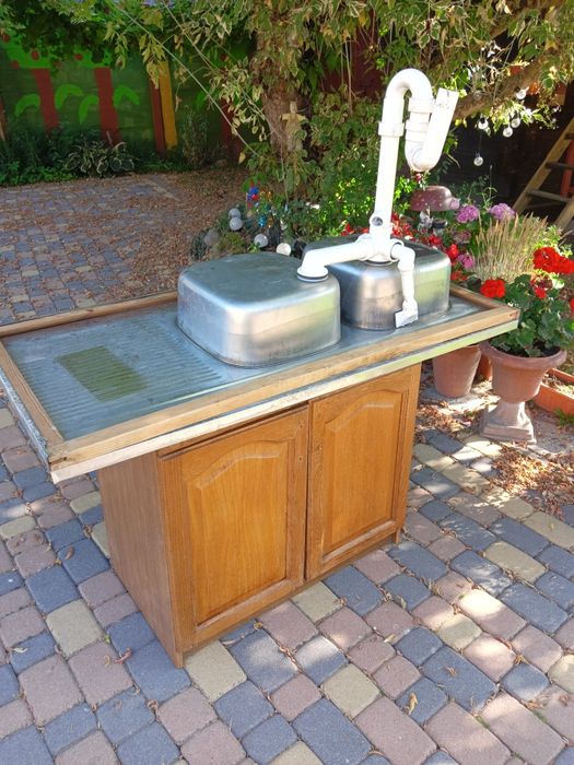 Szafka ze zlewozmywakiem