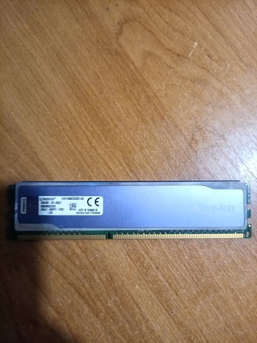 Плашки оперативки ddr3 4gb