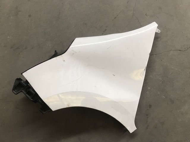 Guarda Lamas esquerdo Renault Master III Opel Movano