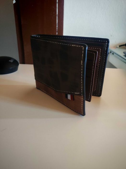 Carteira De Pele Com Porta-Moedas (Castanho)