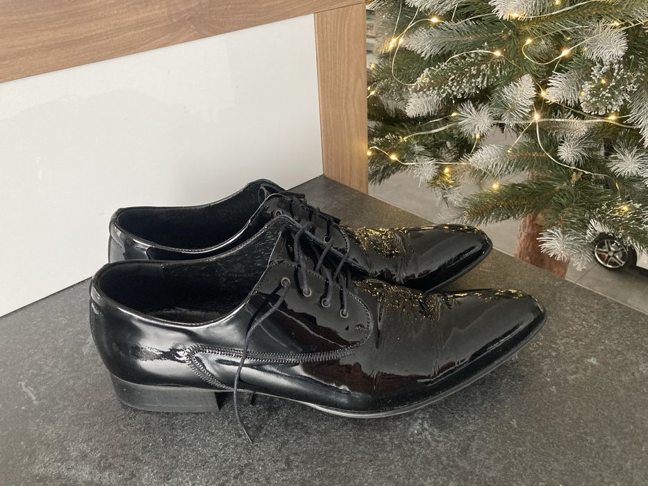 Buty lakierki rozm. 44 stan bardzo dobry