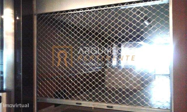 Loja  Venda em Cidade da Maia,Maia