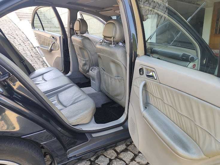 Mercedes-Benz C 220 CDI Auto (W203) – Muito Estimado / Rigor de Manutenção