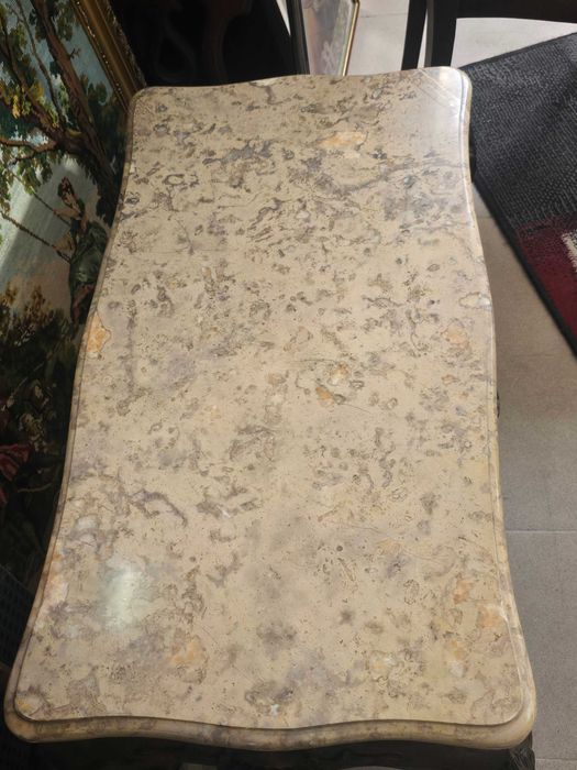 Mesa de centro com pedra marmore