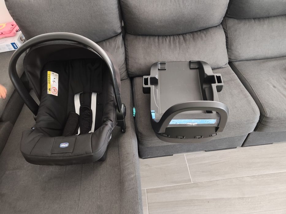 Ovinho de bebe para carro