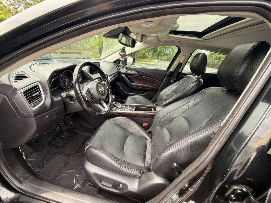 Mazda 3      2016