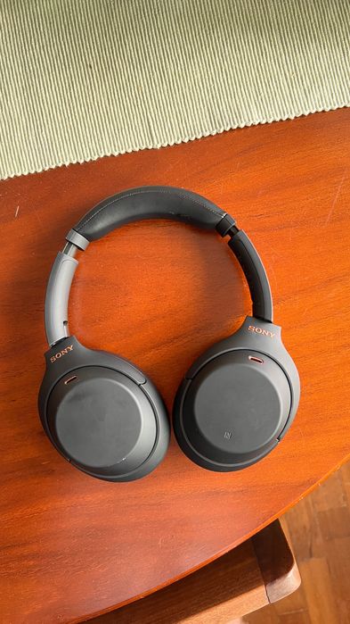 Sony WH-1000XM4 preto fones de ouvido - bom estado