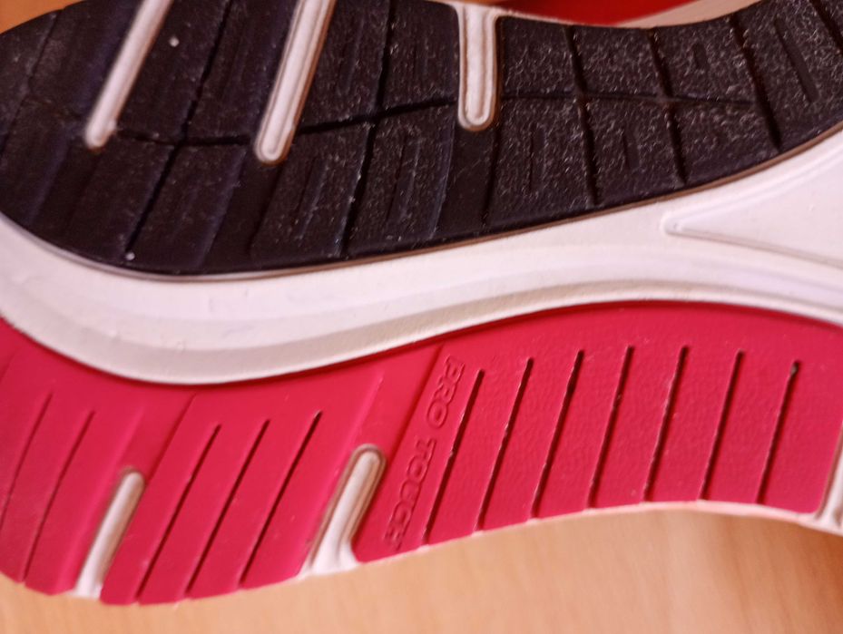 Buty sportowe  40