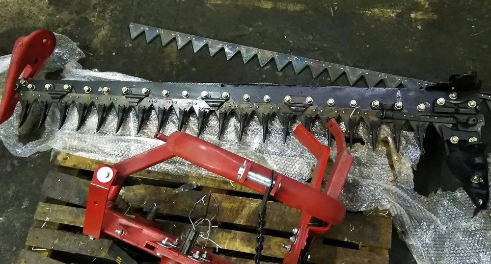 Продам косилку сегментну пальцеву 140 см. + Зап. Полотно + Кардан