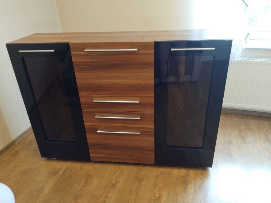 Komoda i witryna do salonu