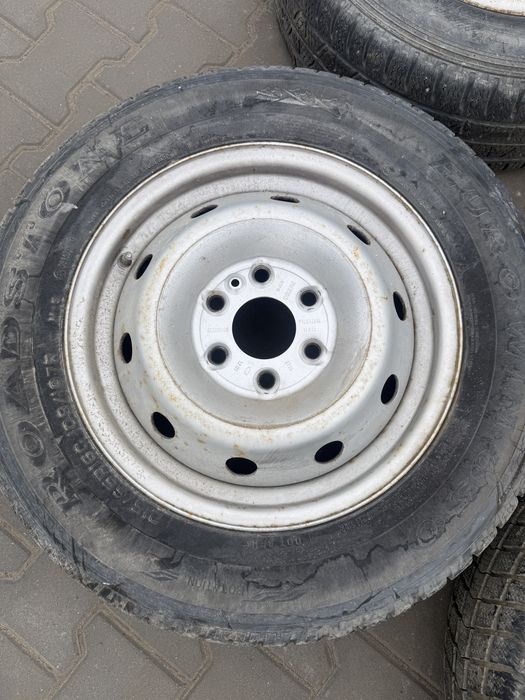 Felga koło opona Iveco Daily 06-24rok model S Pirelli 215/65r16c