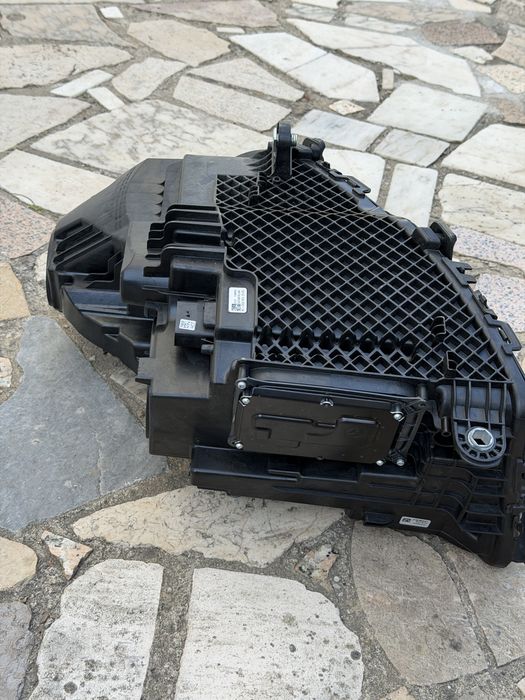 Farol difeito full led mercedes GLC