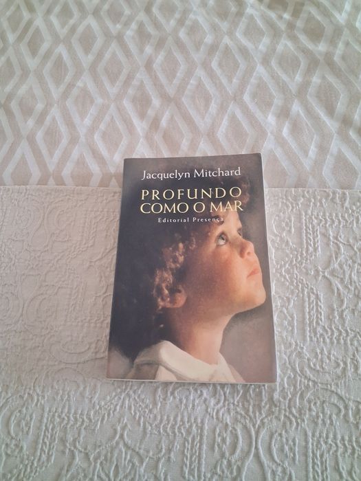 Livro "Profundo como o mar"