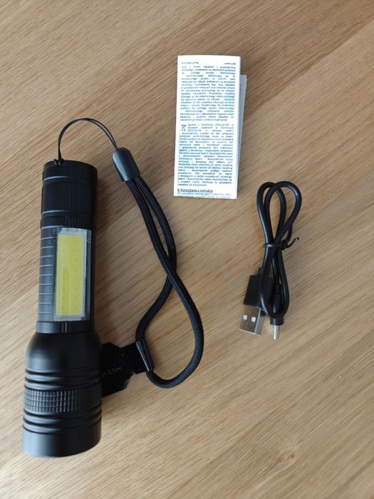 Latarka LED z USB-C