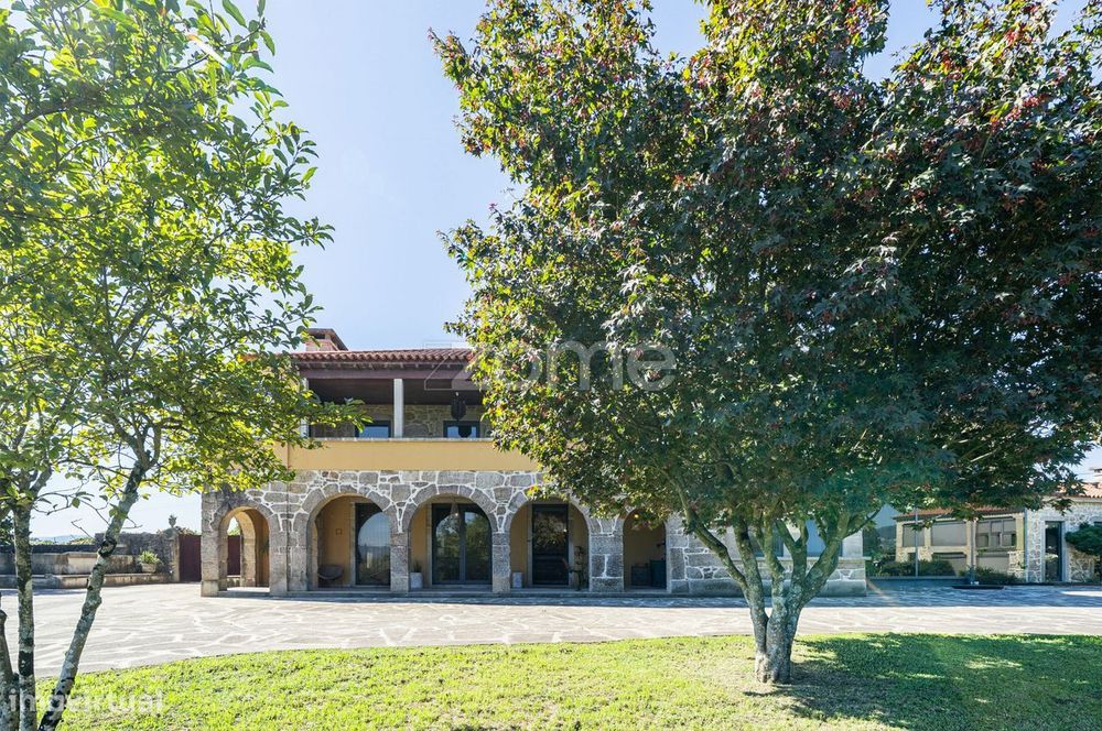 Quinta Senhorial com Piscina e Cavalariças em Arcozelo, Barcelos