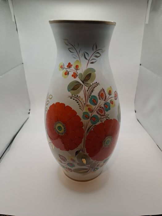 Ваза. Фарфоровая ваза. Киев.