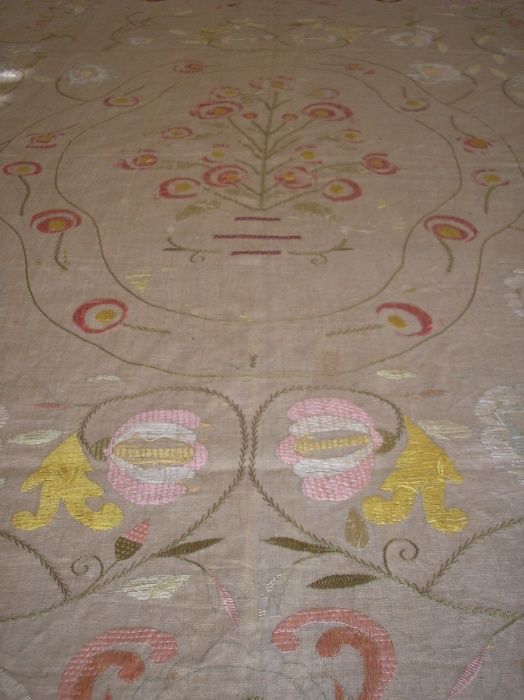 Colcha de Castelo Branco Sec.XVIII e Jarro / cântaro  Século XIX