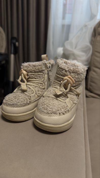 Черевики зимові hm