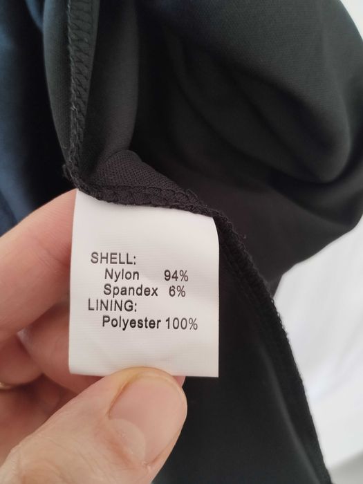Sukienka głęboka czerń koronka asymetryczna XL