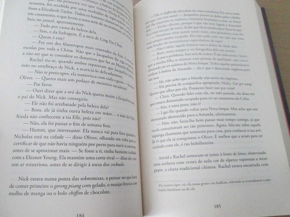 Asiáticos e Podres de Ricos de Kevin Kwan