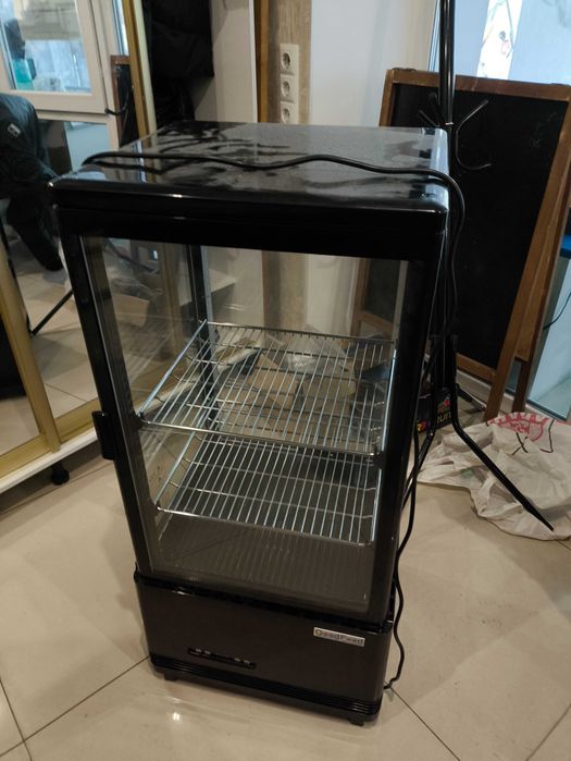 Вітрина холодильна GoodFood RT78L чорна, Десертна