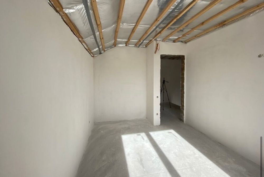 Продам Двох поверховий будинок супер локація