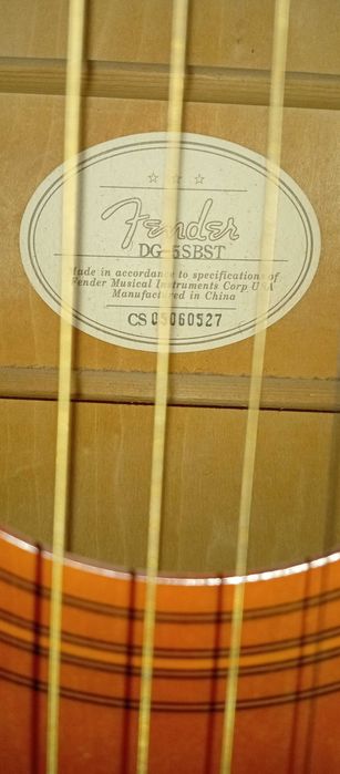 Guitarra acústica Fender