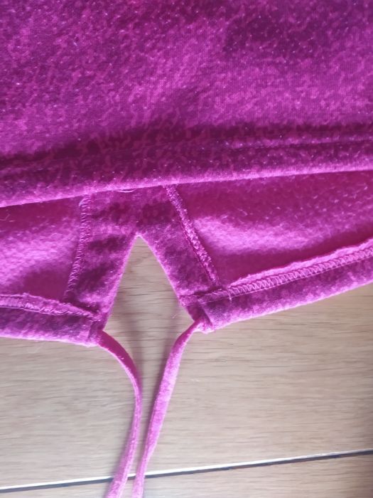 Bluza dziewczęca rozm.  152  ocieplana