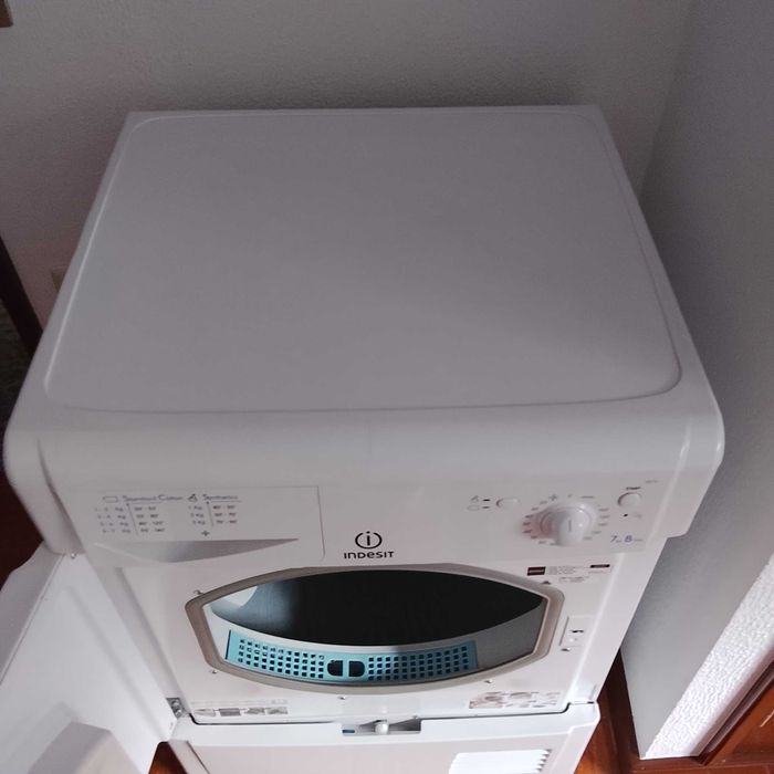 Máquina de secar roupa