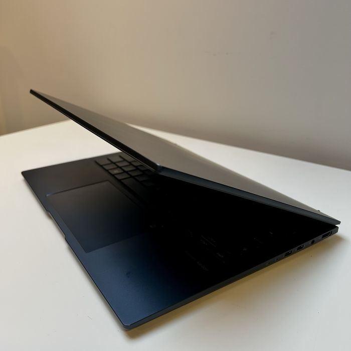 ASUS Zenbook UX3405M – Como novo | Ainda na garantia