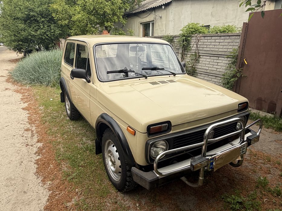 Продам Нива 2121