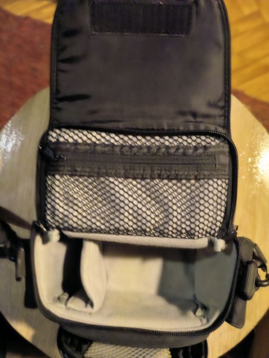 Ссумка для фотоаппарата Lowepro Edit 110