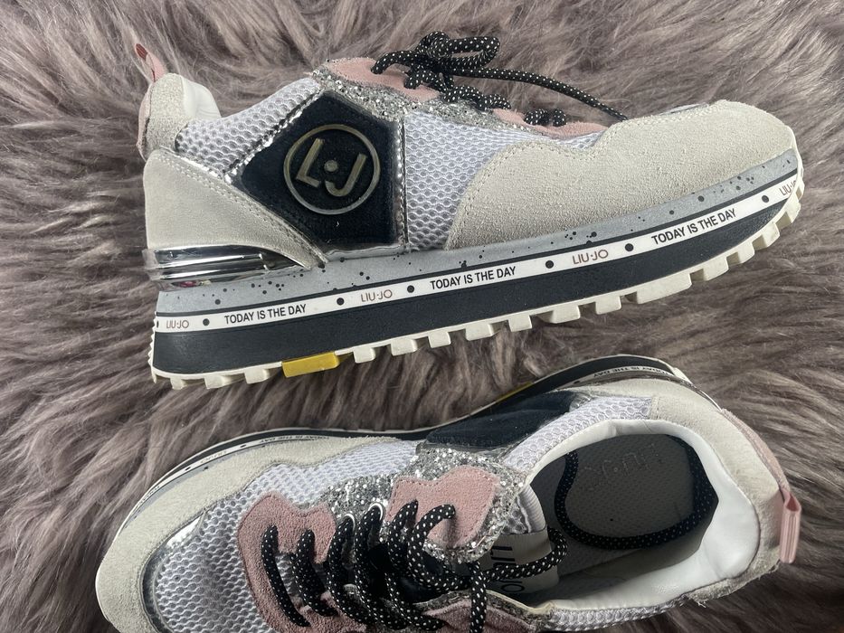 Raz ubrane cudowne buty Liu Jo 39