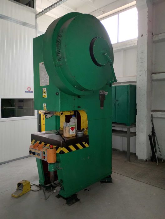 prasa mimośrodowa PMS 63C